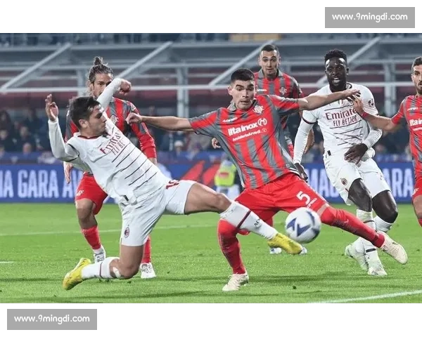 意甲焦点战班尼云度迎战博洛尼亚胜负走势前瞻解析战术对决与关键球员观察